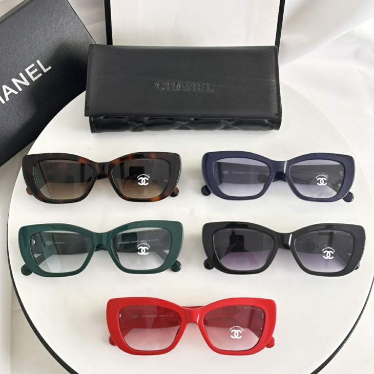 Picture of Chanel Sunglasses _SKUfw77121471fw